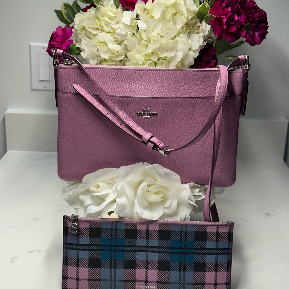 Coach East West Pop Crossbody Bag with Plaid Pouch F22252 Lilac - Picture 3 of 16